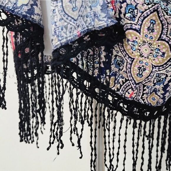 Moon Collection Boho Open-Front Cardigan Fringe Short Sleeve Crotchet Hem Size L - Picture 3 of 9